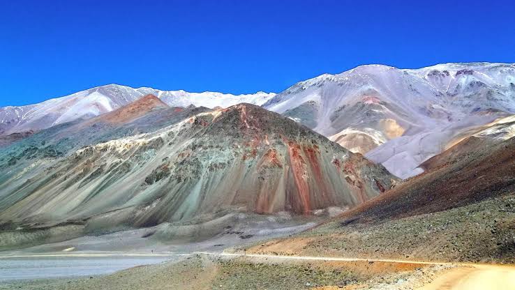Paso Agua Negra, La Serena y Totoralillo: alta cordillera y playa turquesa